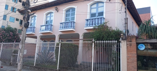 Casa Santa Helena, Rua Marcio Albeny